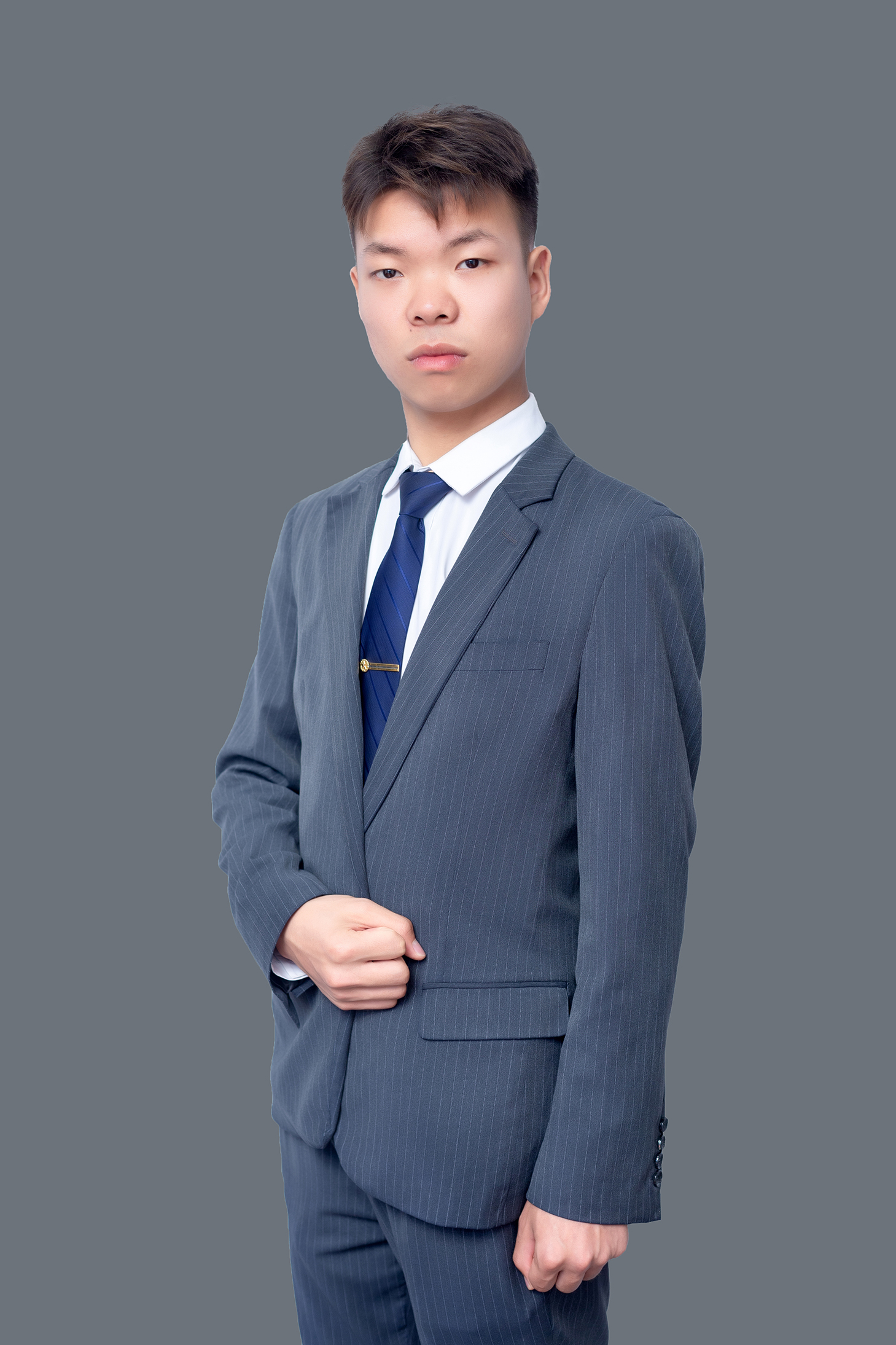李英泽